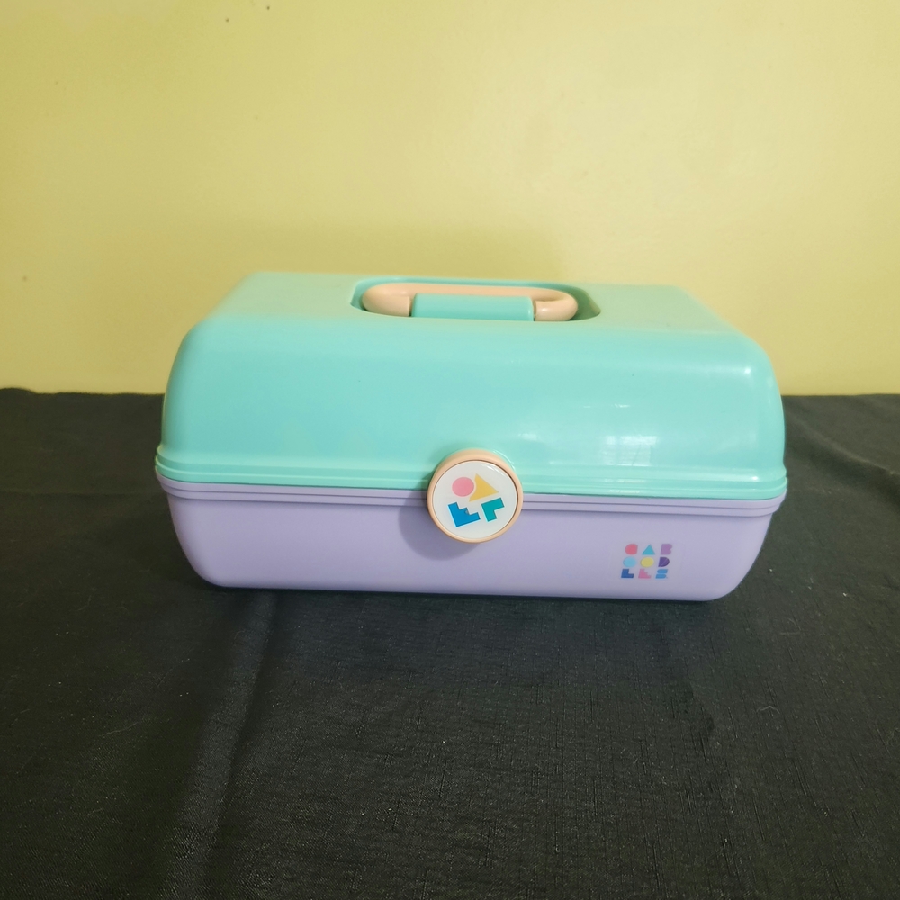 Caboodles Mint Green and Lavender Kids Organizer